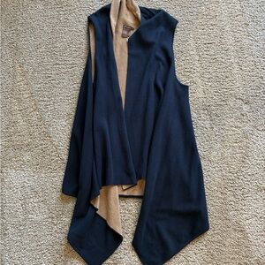 Brand new J. McLaughlin Black and Tan Women's Sweater Vest